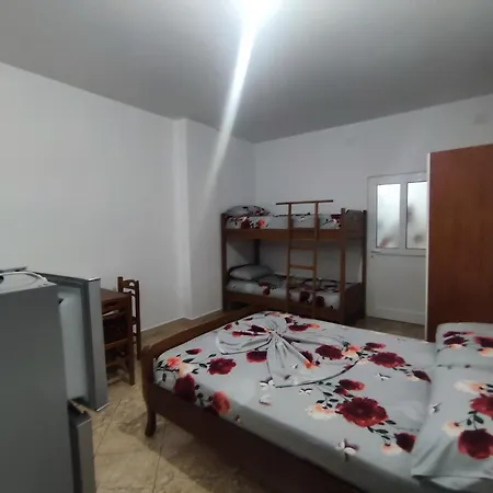 Shefki Lame Apartment Ksamil
